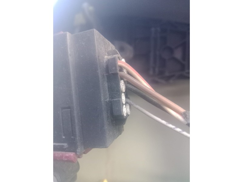 Recambio de cerradura puerta delantera izquierda para opel corsa d 1.4 16v referencia OEM IAM   