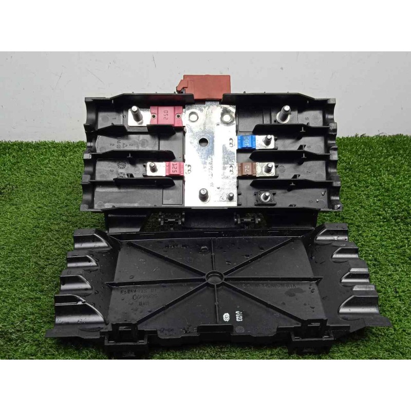 Recambio de caja reles / fusibles para man tge kasten (uy) 2.0 tdi referencia OEM IAM 7C0937629N  