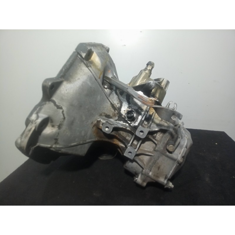 Recambio de caja cambios para opel kadett e 1.6 referencia OEM IAM F13W394 5.VELOCIDADES MANUAL