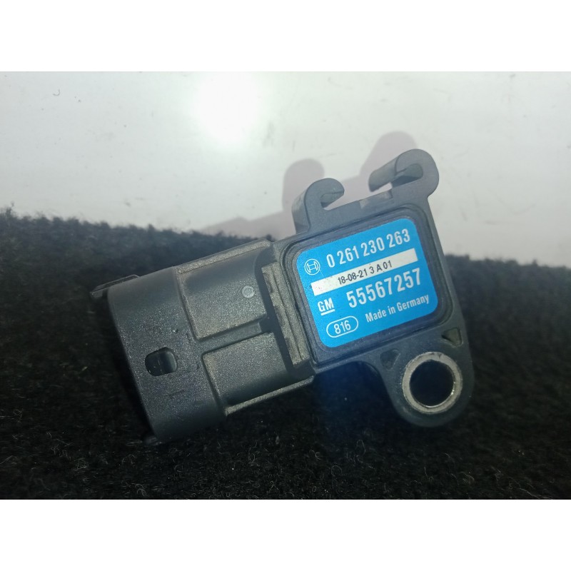 Recambio de sensor presion para opel corsa e gsi referencia OEM IAM 0261230263-55567257  