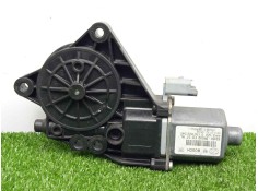 Recambio de motor elevalunas trasero derecho para hyundai i30cw 1.6 crdi cat referencia OEM IAM 0130822545-834502R000 2.PINES 