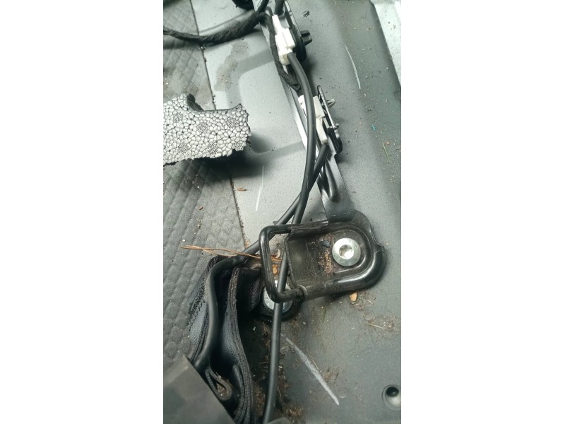 Recambio de enganche cinturon trasero central para nissan qashqai (j11) 1.6 dci turbodiesel cat referencia OEM IAM   