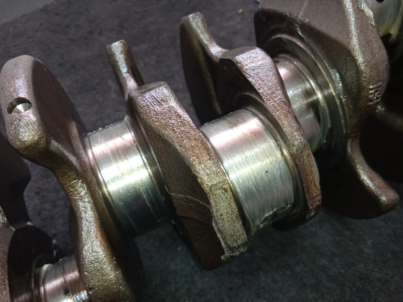 Recambio de cigueñal para volvo s80 berlina 2.5 turbodiesel referencia OEM IAM DE8-RST  