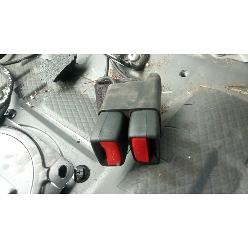Recambio de enganche cinturon trasero central para nissan qashqai (j11) 1.6 dci turbodiesel cat referencia OEM IAM   