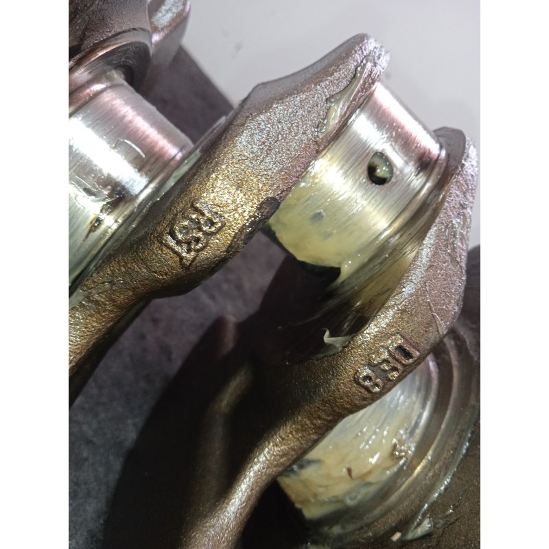 Recambio de cigueñal para volvo s80 berlina 2.5 turbodiesel referencia OEM IAM DE8-RST  