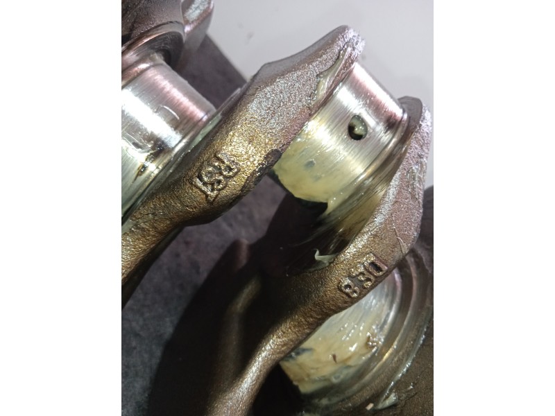 Recambio de cigueñal para volvo s80 berlina 2.5 turbodiesel referencia OEM IAM DE8-RST  