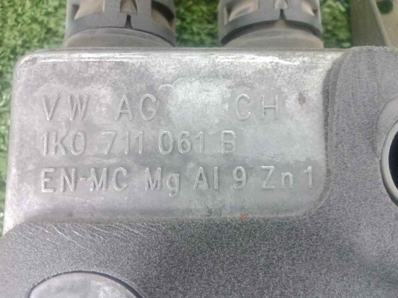 Recambio de palanca cambio para seat leon (1p1) 1.6 tdi referencia OEM IAM 1K0711049CH-400495CH-1K0711061B  