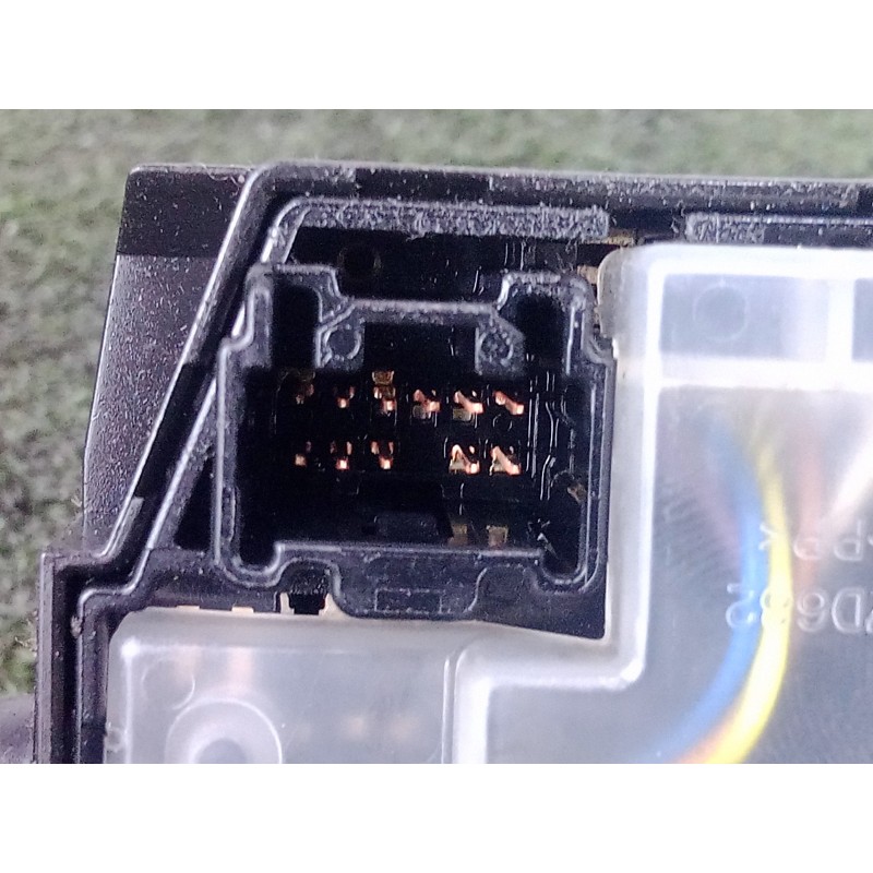 Recambio de mando luces para mazda 5 (cw) 1.6 cd diesel cat referencia OEM IAM BCW766122  