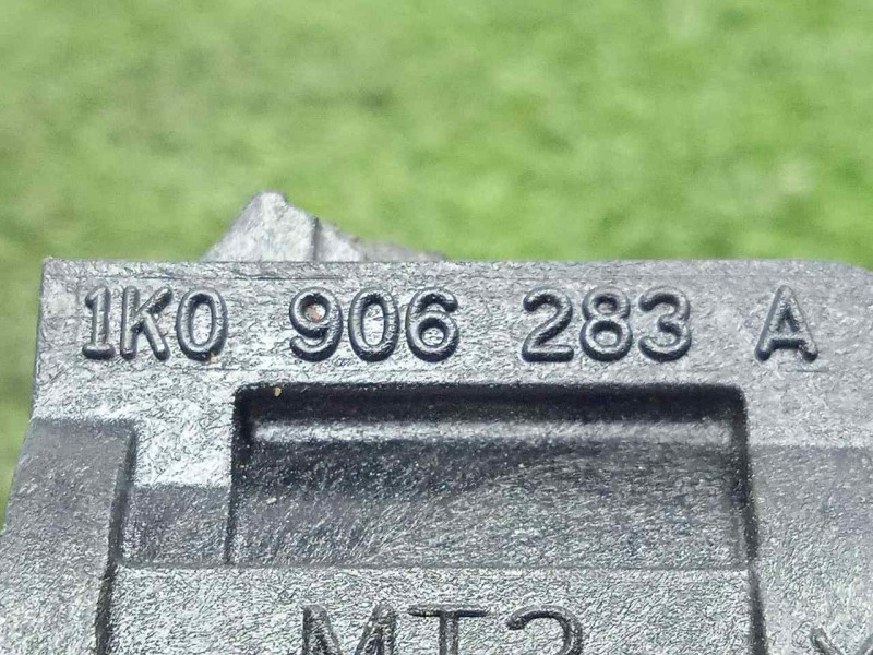 Recambio de valvula aire adicional para man tge kasten (uy) 2.0 tdi referencia OEM IAM 1K0906283A  