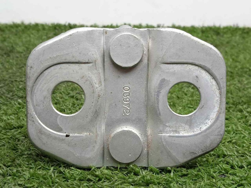 Recambio de cerradura puerta trasera izquierda para dodge nitro 2.8 crd referencia OEM IAM 4589050AA RESBALON 