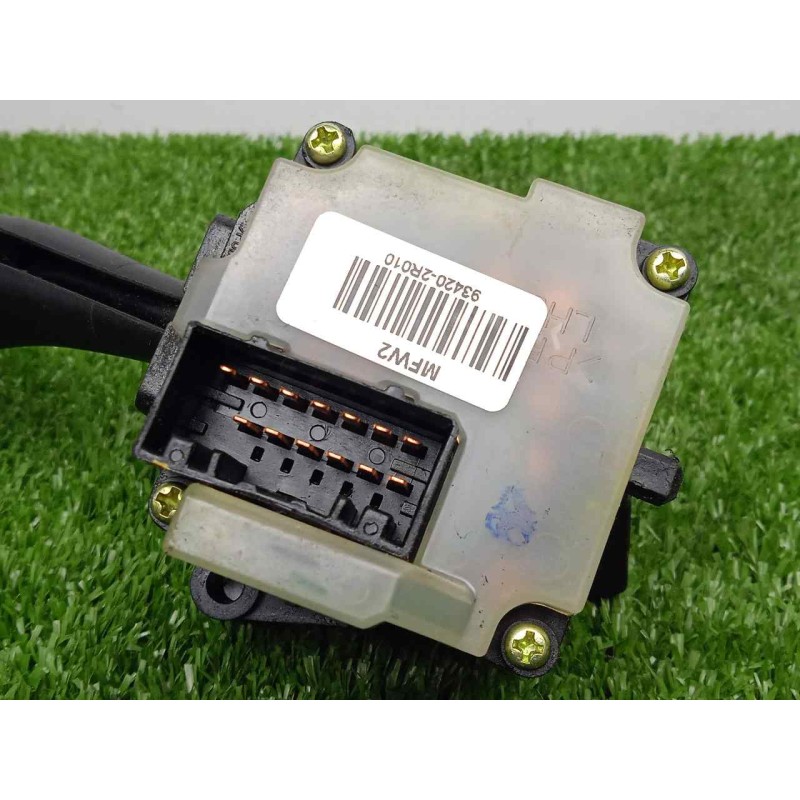 Recambio de mando limpia para hyundai i30cw 1.6 crdi cat referencia OEM IAM 934202R010 13.PINES 