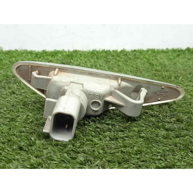 Recambio de piloto lateral derecho para mazda 6 lim. (gh) 2.2 turbodiesel cat referencia OEM IAM GS1F51120D  