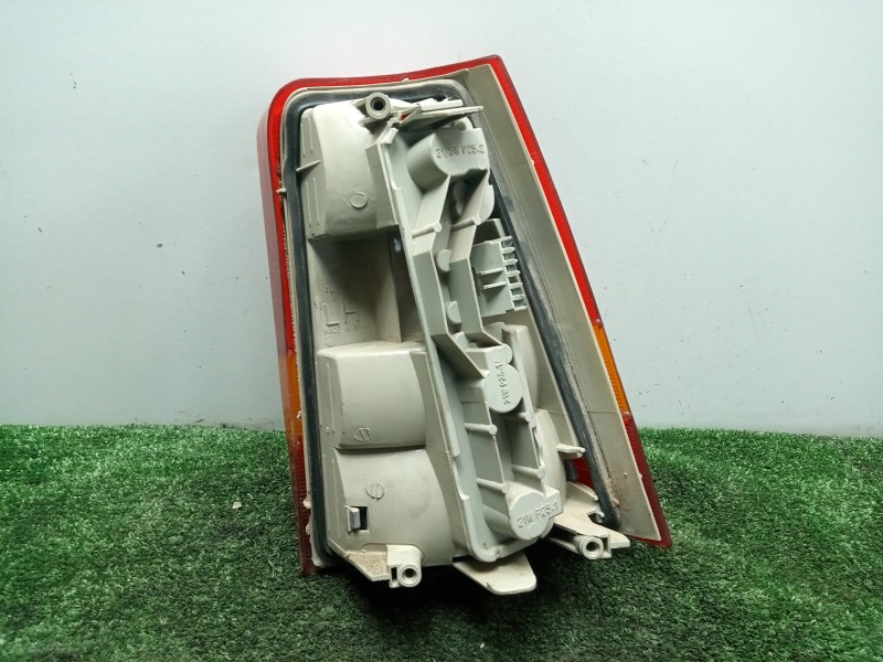 Recambio de piloto trasero izquierdo para opel kadett e 1.6 referencia OEM IAM  5.PUERTAS 