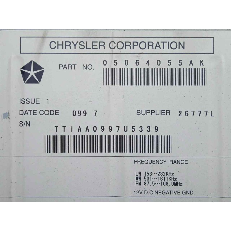 Recambio de sistema audio / radio cd para dodge nitro 2.8 crd referencia OEM IAM 05064055AK  