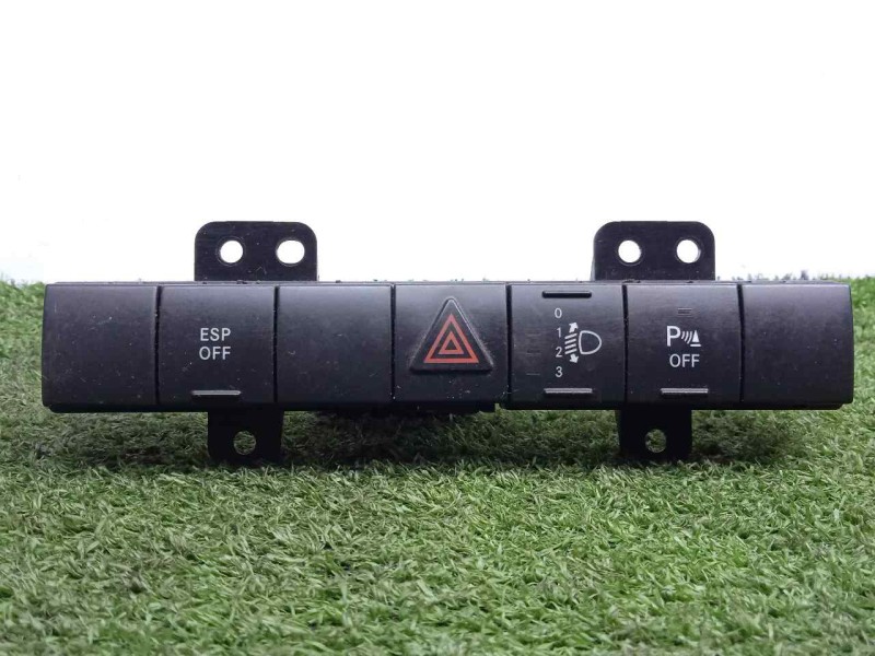 Recambio de warning para dodge nitro 2.8 crd referencia OEM IAM P04602563AG-033801001  