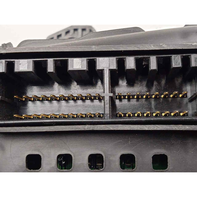 Recambio de cuadro instrumentos para hyundai i30cw 1.6 crdi cat referencia OEM IAM 940332R625  