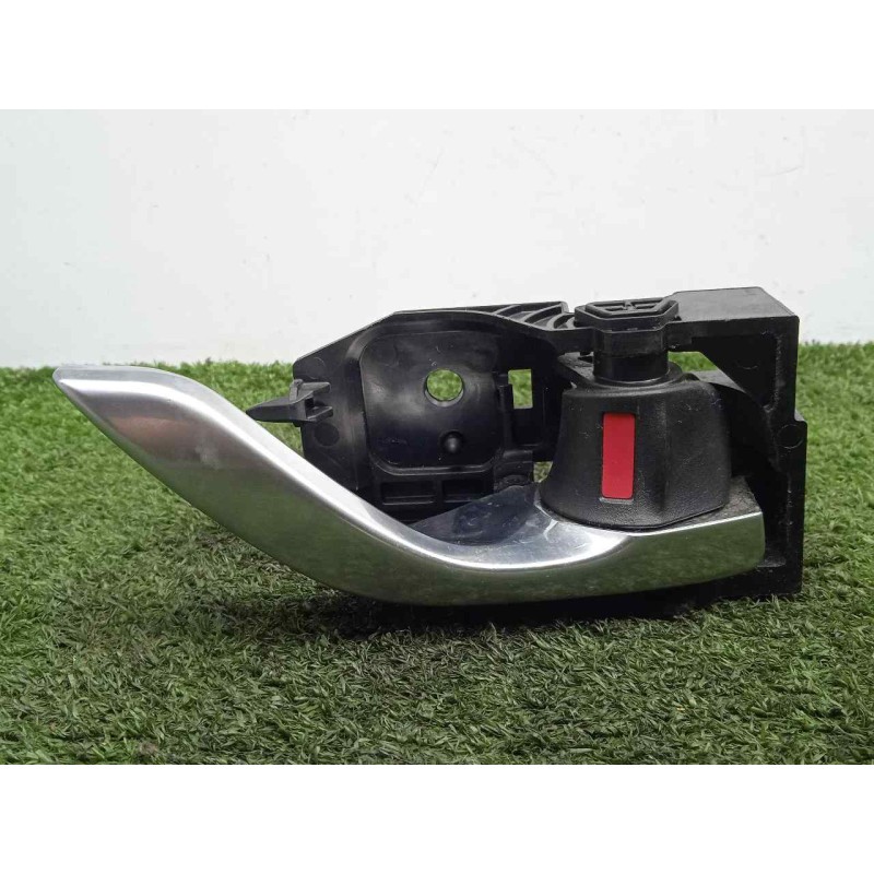 Recambio de maneta interior delantera derecha para mazda 6 kombi ()(.2012) 2.2 turbodiesel cat referencia OEM IAM SINREFERENCIA 