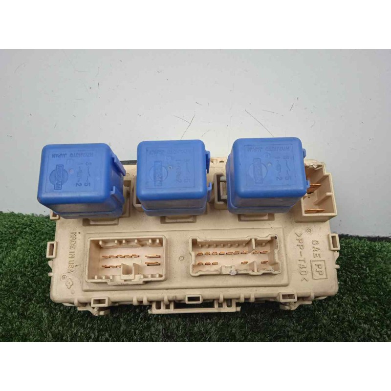 Recambio de caja reles / fusibles para nissan x-trail (t30) 2.2 dci diesel cat referencia OEM IAM SINREFERENCIA  