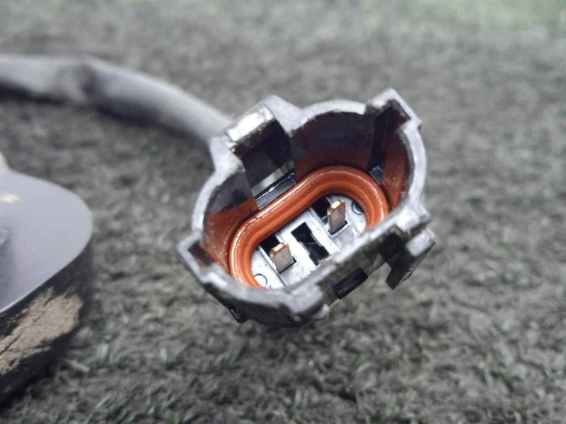 Recambio de cerradura puerta trasera izquierda para kia shuma ii 1.6 cat referencia OEM IAM  2.PINES 