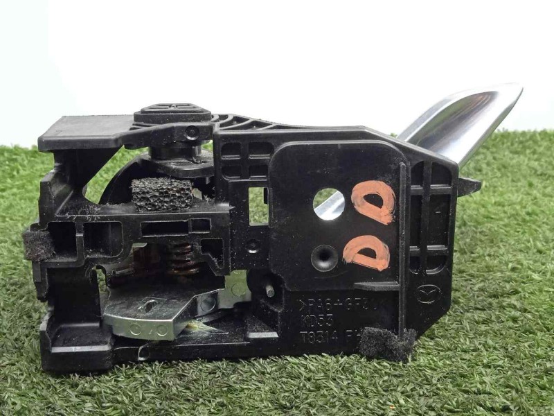 Recambio de maneta interior delantera derecha para mazda 6 kombi ()(.2012) 2.2 turbodiesel cat referencia OEM IAM SINREFERENCIA 