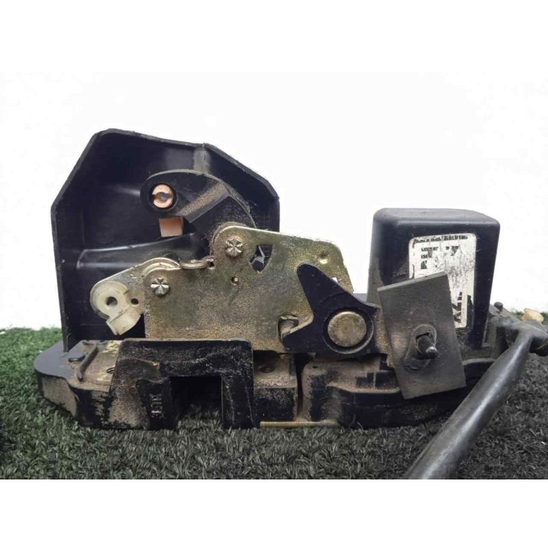 Recambio de cerradura puerta trasera izquierda para kia shuma ii 1.6 cat referencia OEM IAM  2.PINES 