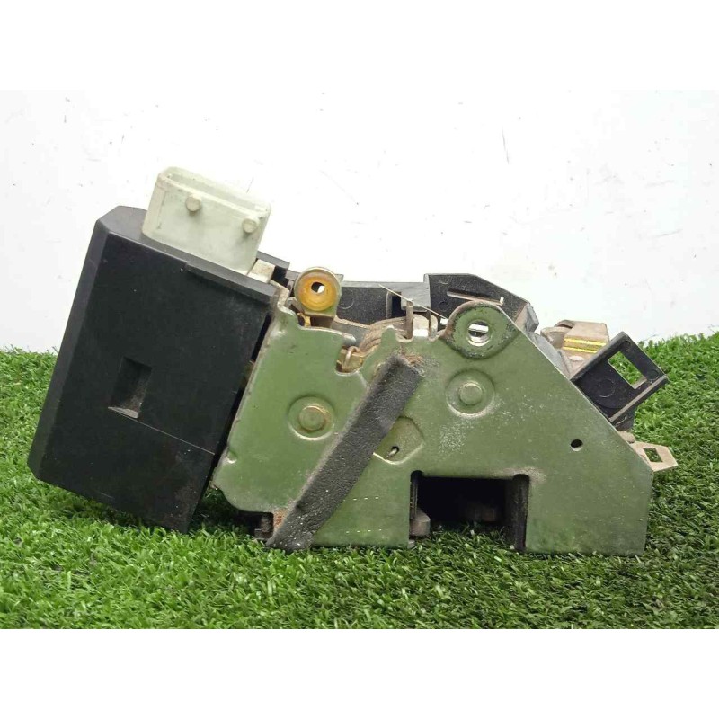 Recambio de cerradura puerta trasera izquierda para bmw serie 5 berlina (e39) 525tds referencia OEM IAM SINREFERENCIA 4.PINES 