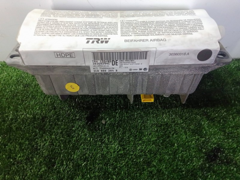 Recambio de airbag delantero derecho para volkswagen passat berlina (3c2) 2.0 tdi referencia OEM IAM 30360318A-30360294C-3C08802