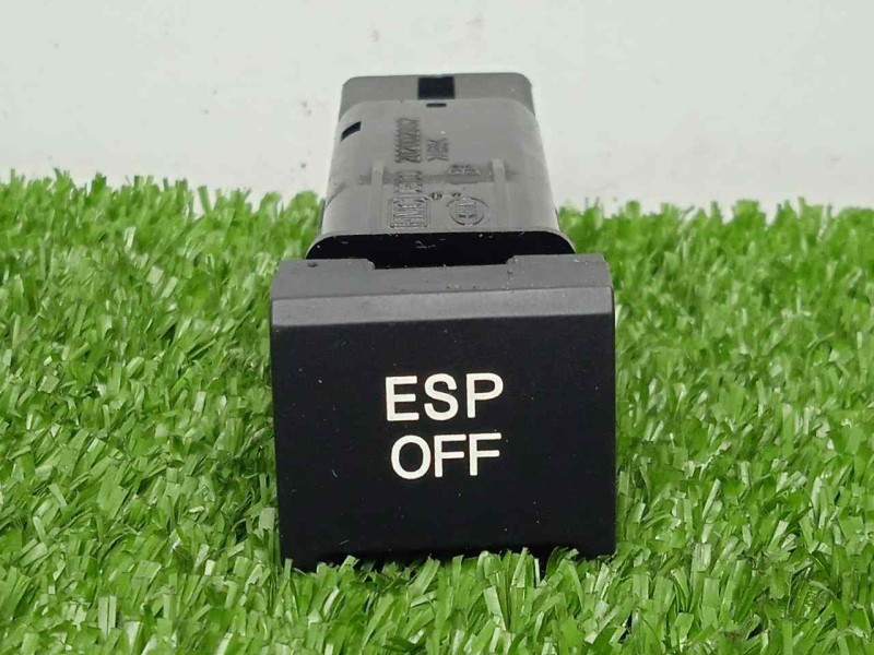 Recambio de mando esp para hyundai i30cw 1.6 crdi cat referencia OEM IAM 933502L100WK 4.PINES 