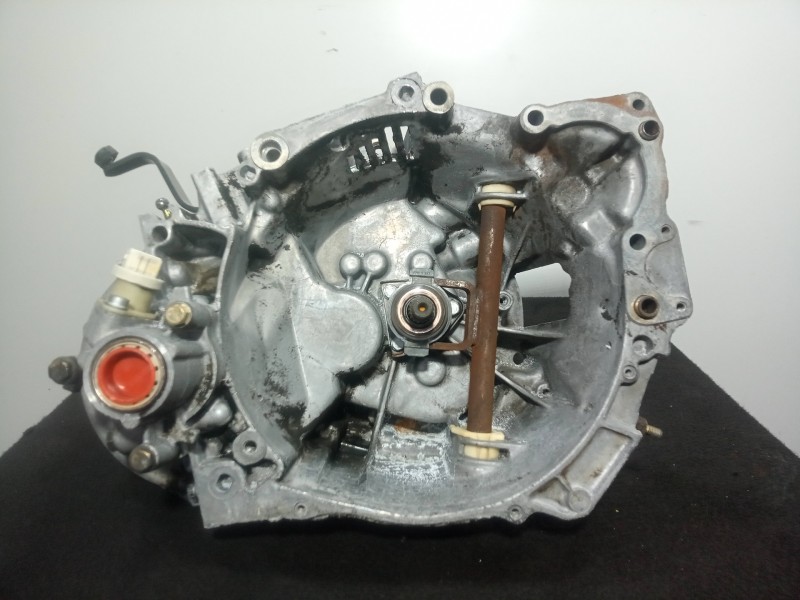 Recambio de caja cambios para peugeot partner (s1) 1.9 diesel referencia OEM IAM 20TA74 5.VELOCIDADES MANUAL