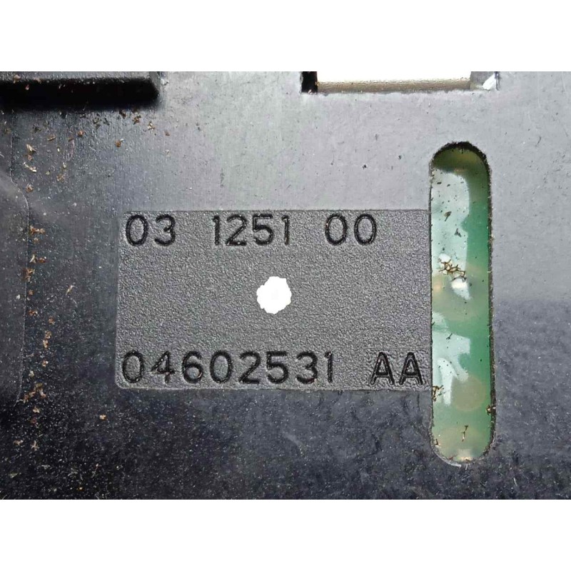 Recambio de mando elevalunas trasero derecho para dodge nitro 2.8 crd referencia OEM IAM 4602531AB  