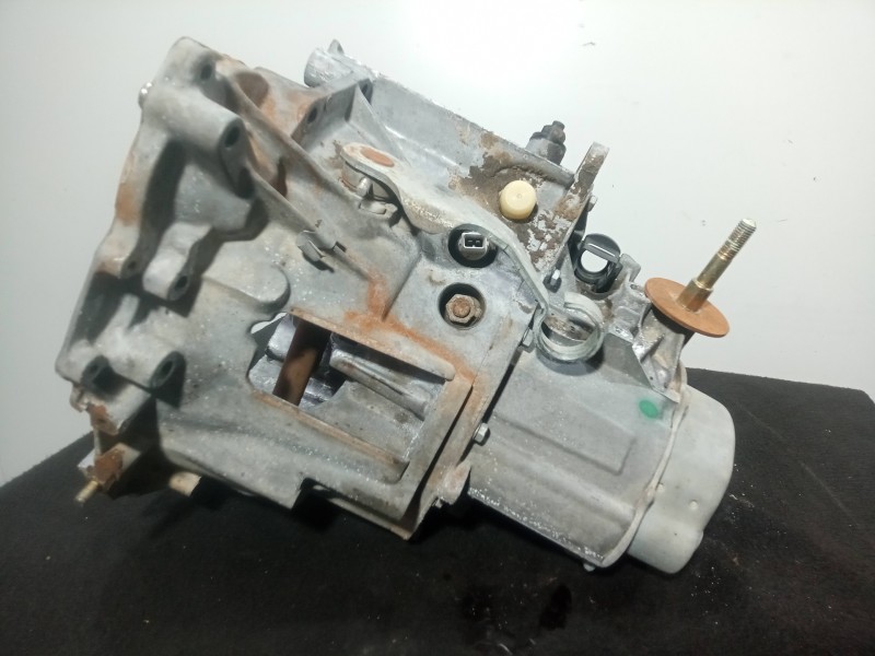 Recambio de caja cambios para peugeot partner (s1) 1.9 diesel referencia OEM IAM 20TA74 5.VELOCIDADES MANUAL