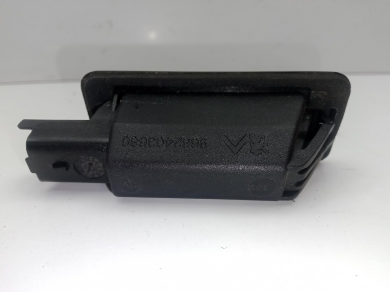 Recambio de piloto matricula para citroën c4 lim. 1.6 blue-hdi fap referencia OEM IAM 9682403680  