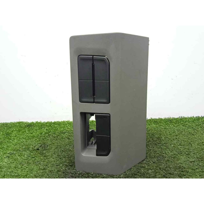 Recambio de moldura para man tge kasten (uy) 2.0 tdi referencia OEM IAM 7C1857077  