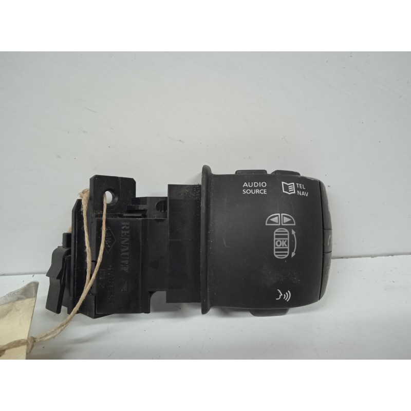 Recambio de mando multifuncion para renault scenic iii grand dynamique referencia OEM IAM 255520014R  
