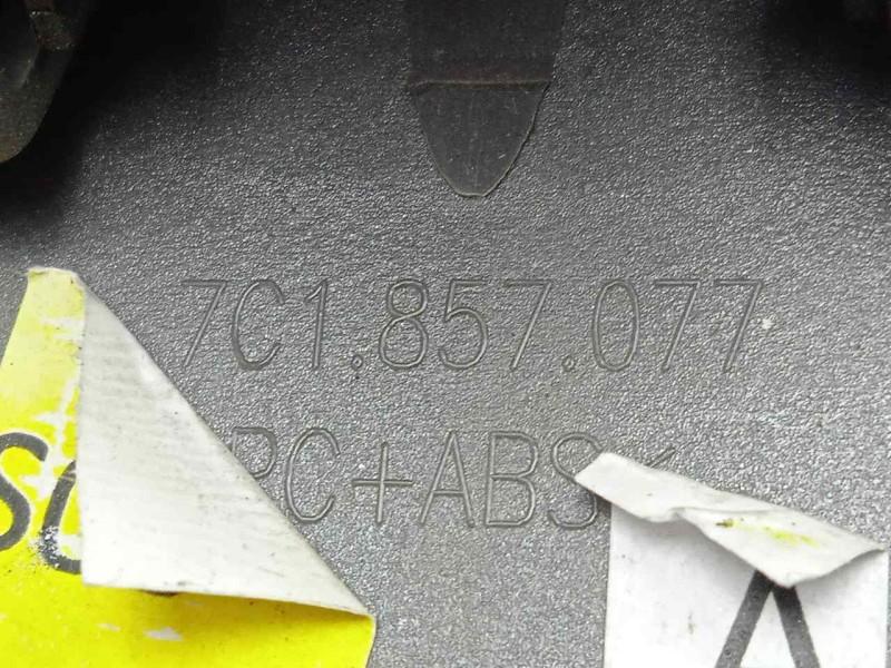 Recambio de moldura para man tge kasten (uy) 2.0 tdi referencia OEM IAM 7C1857077  