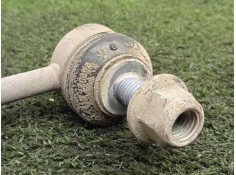 Recambio de bieleta estabilizadora trasera derecha para land rover evoque 2.2 td4 cat referencia OEM IAM LR002876 NO GUARDA MANO 2