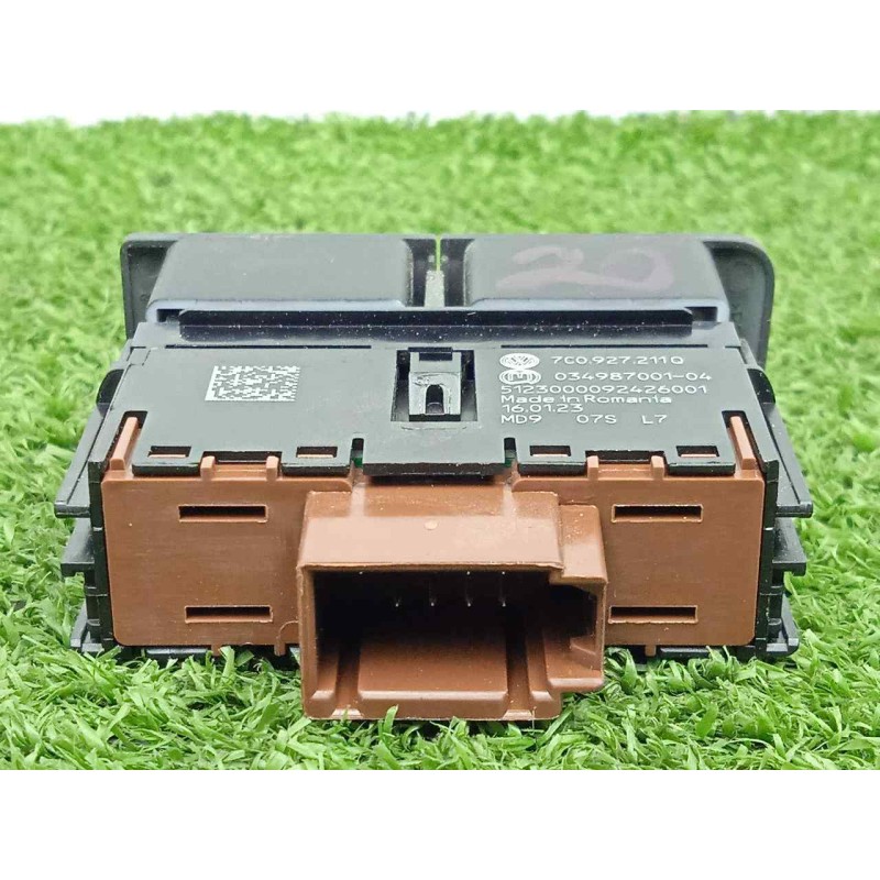 Recambio de interruptor para man tge kasten (uy) 2.0 tdi referencia OEM IAM 7C0927211Q  
