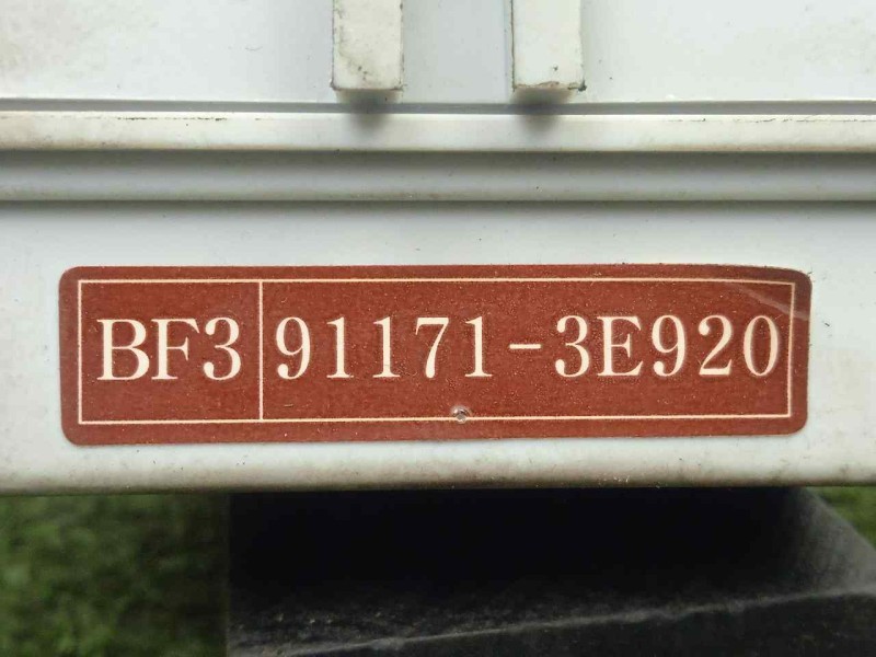 Recambio de caja reles / fusibles para kia sorento 2.5 crdi referencia OEM IAM 911713E920  