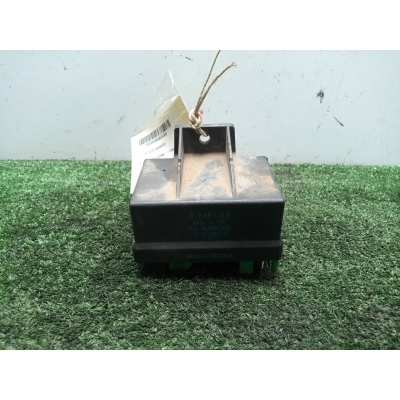 Recambio de caja precalentamiento para citroën saxo 1.5 diesel referencia OEM IAM 9639912580-51299011A  