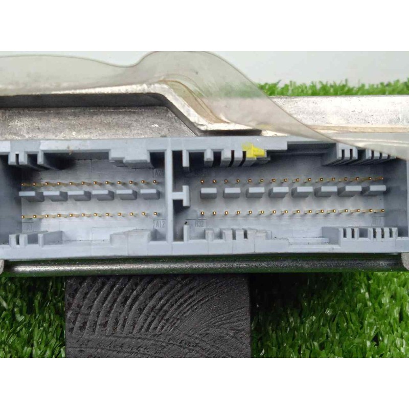 Recambio de centralita airbag para hyundai i30cw 1.6 crdi cat referencia OEM IAM 959102R000-2R95910000 MOBIS 