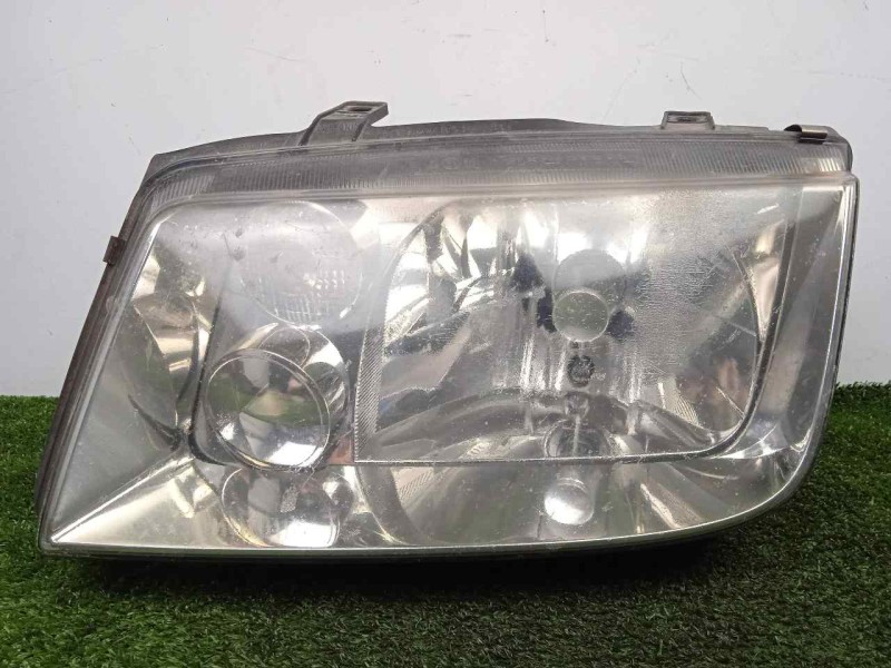 Recambio de faro izquierdo para volkswagen bora berlina (1j2) 1.9 tdi referencia OEM IAM  SIN.ANTINIEBLA 