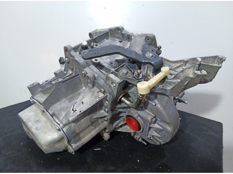 Recambio de caja cambios para peugeot 407 1.6 hdi referencia OEM IAM 20DM65 5.VELOCIDADES MANUAL