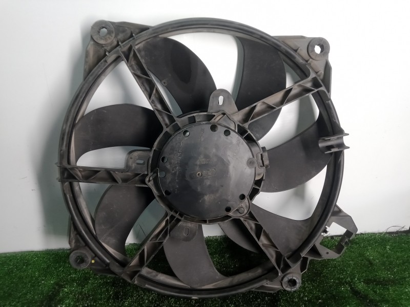 Recambio de electroventilador para renault scenic iii grand dynamique referencia OEM IAM M135493  