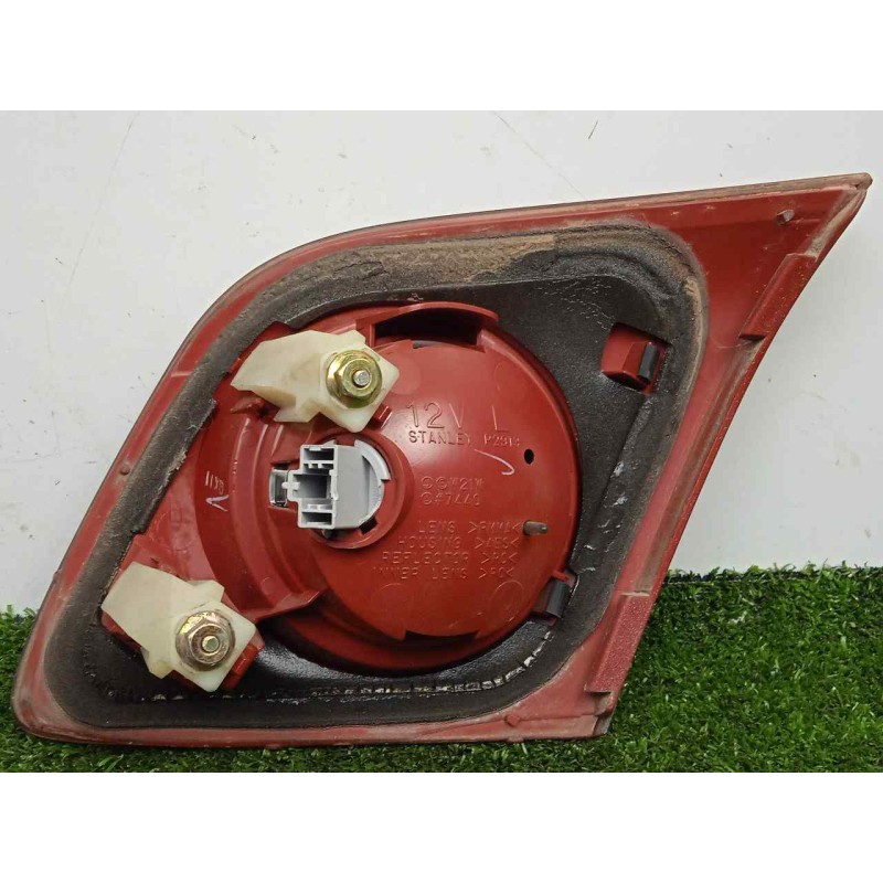 Recambio de piloto trasero izquierdo interior para mazda 3 berlina (bk) 1.6 16v cat referencia OEM IAM  04-07 - INTERIOR 5.PUERT