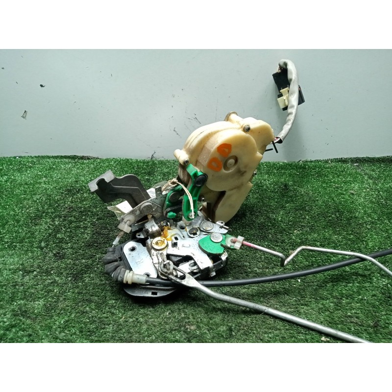 Recambio de cerradura puerta delantera derecha para kia sorento 2.5 crdi referencia OEM IAM SINREFERENCIA 6.PINES 