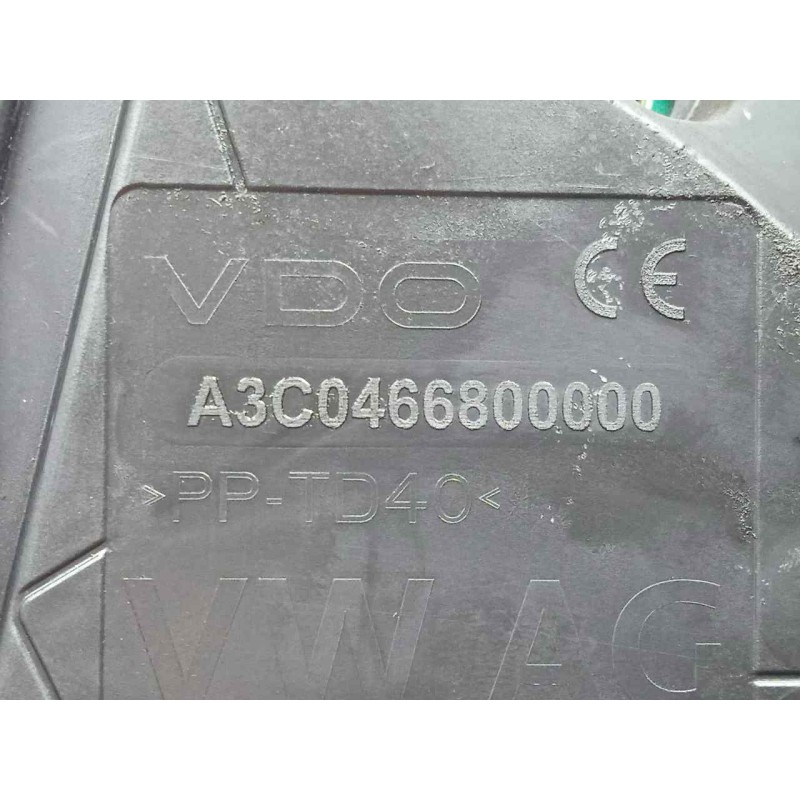 Recambio de cuadro instrumentos para man tge kasten (uy) 2.0 tdi referencia OEM IAM 7C0920749-A3C0803730000  