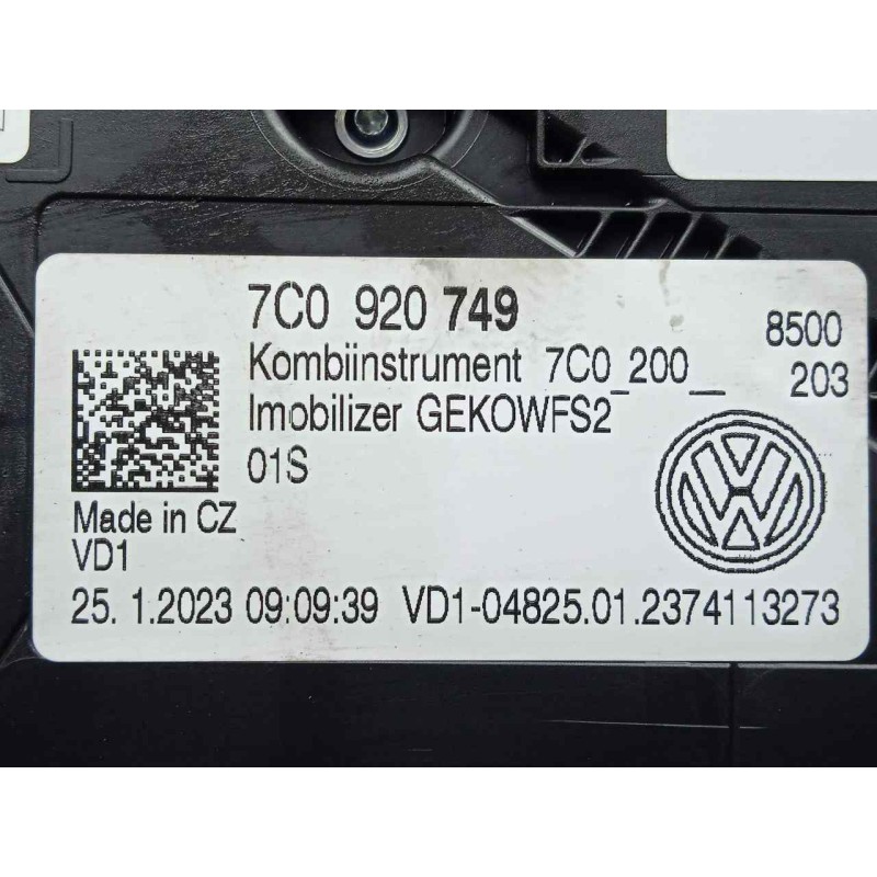 Recambio de cuadro instrumentos para man tge kasten (uy) 2.0 tdi referencia OEM IAM 7C0920749-A3C0803730000  