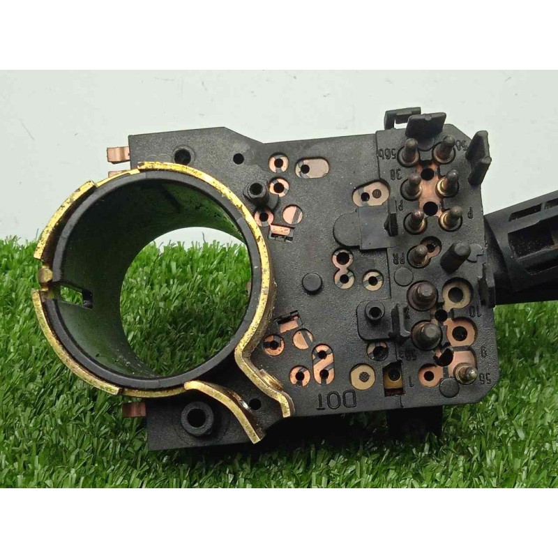 Recambio de mando luces para audi 100 berlina (c4) 2.3 referencia OEM IAM 443953513H  