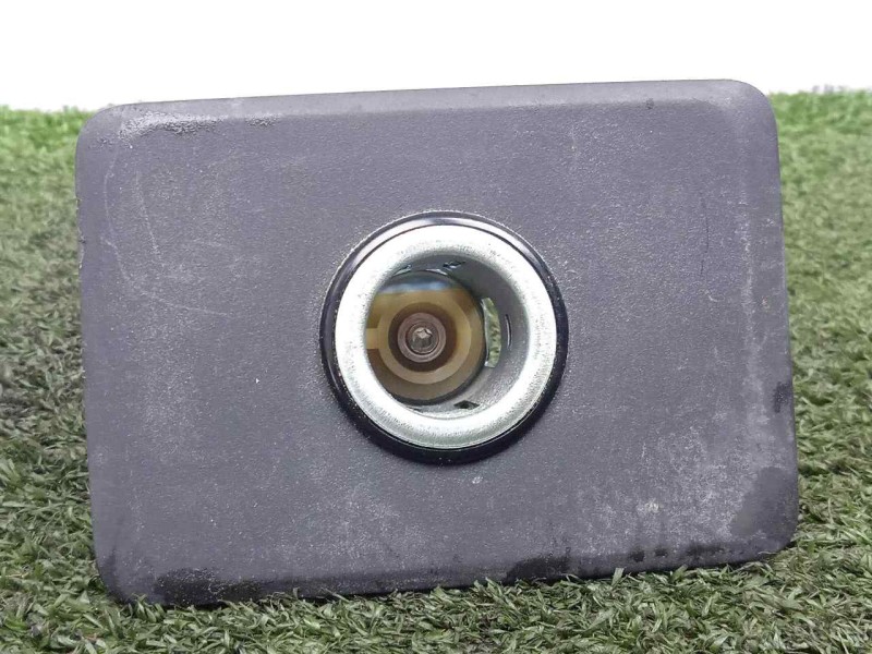 Recambio de moldura para man tge kasten (uy) 2.0 tdi referencia OEM IAM 2N0864147 MECHERO 