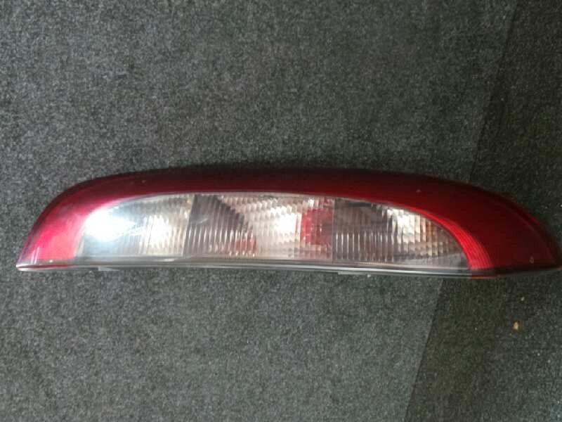 Recambio de piloto trasero izquierdo para opel corsa c 1.0 12v cat (z 10 xe / lw3) referencia OEM IAM  CORSA.C - 01-03 ROJO